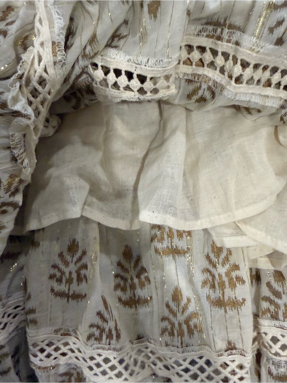 Tuckernuck Guadalupe Boho Tiered Midi Dress Cream Gold Metallic Smocked Gauze M - Picture 9 of 9